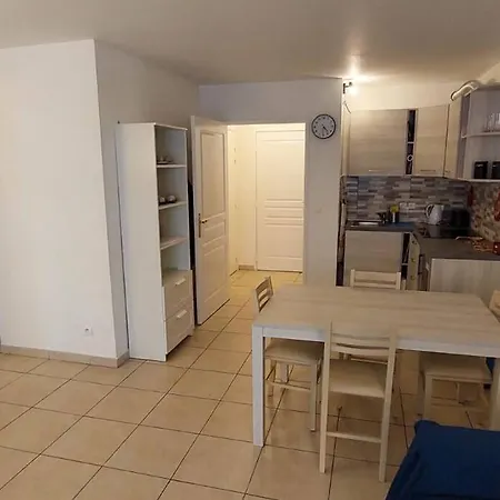 Quartier Des Fleurs, City Centre Apartmán *